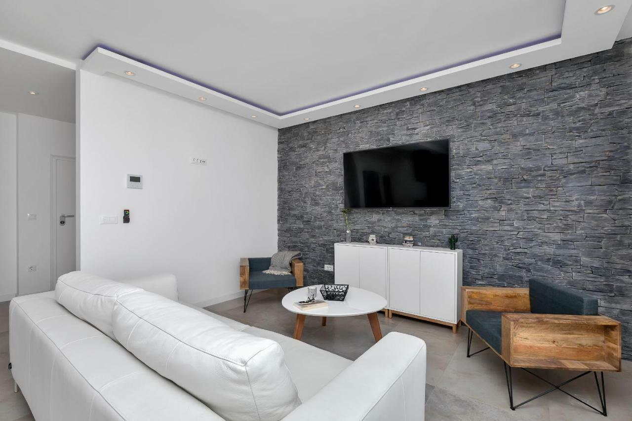 Penthouse Bella Vista Apartment Makarska